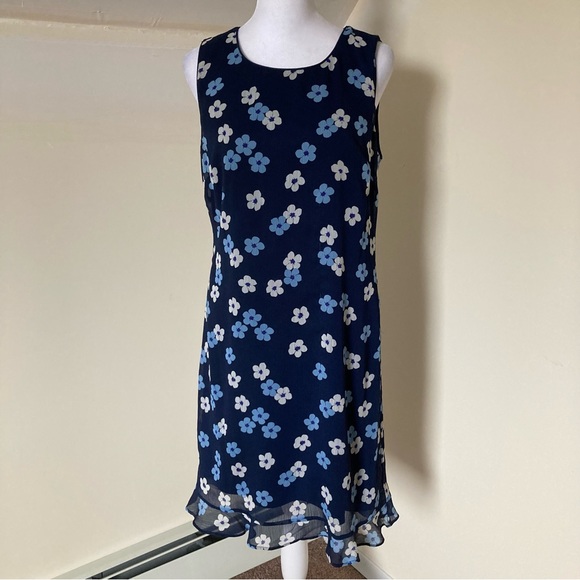 Karl Lagerfeld Dresses & Skirts - Karl Lagerfeld Blue Floral Sleeveless Dress size 6